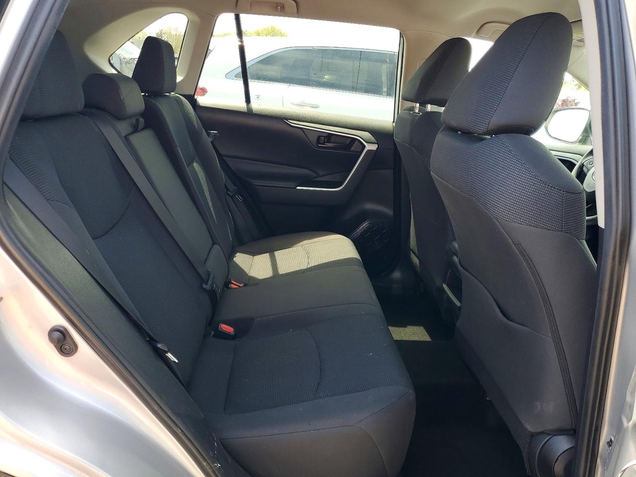 2020 Toyota Rav4 VIN 2T3F1RFV8LW109465 photo 11
