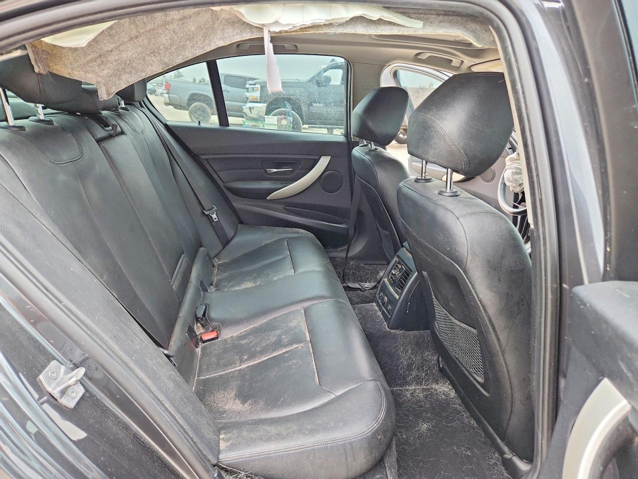 2015 BMW 3 series VIN WBA3C3C5XFP664610 photo 10