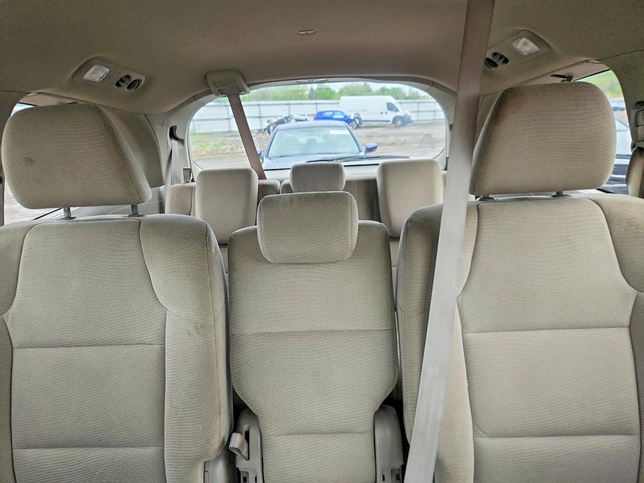 2011 Honda All models VIN 5FNRL5H4XBB028864 photo 10
