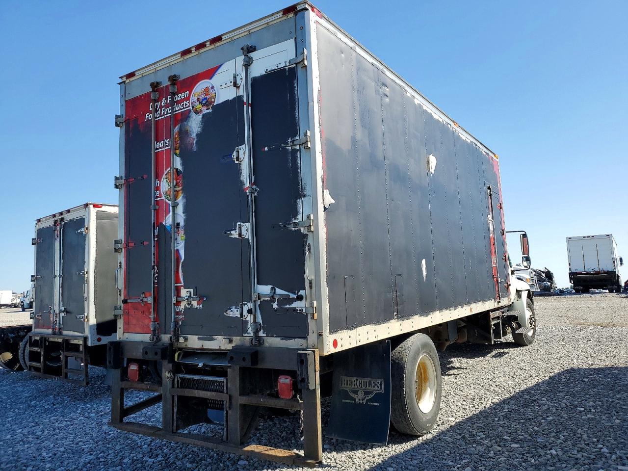 2008 International 4000 serie VIN 1HTMMAAN88H573038 photo 4