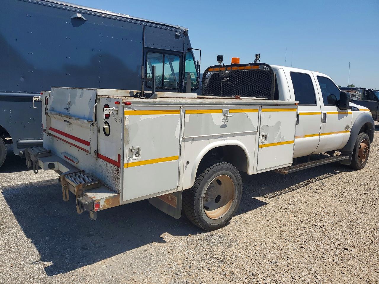 2015 Ford F550 VIN 1FD0W5HT4FEB13497 photo 3
