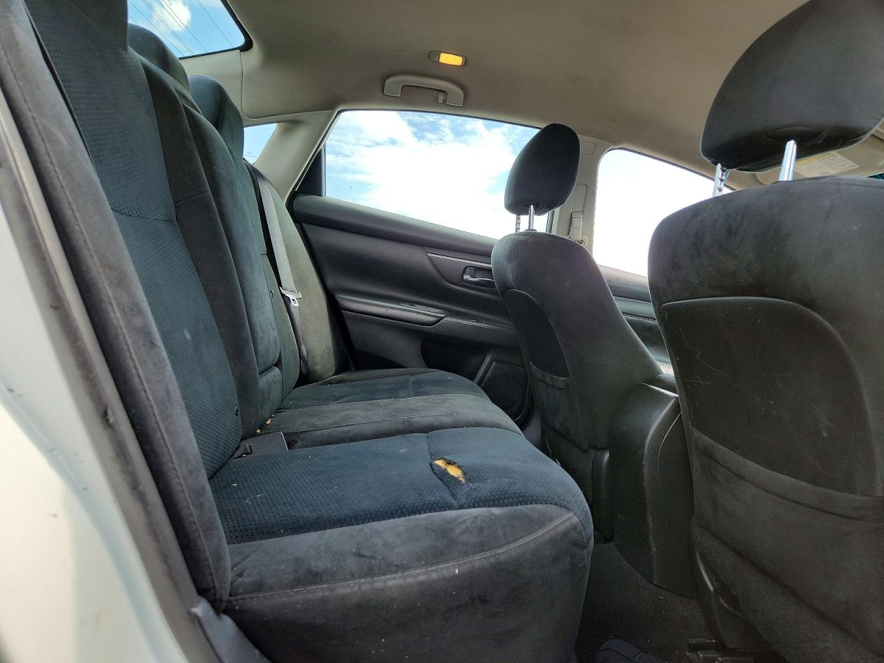 2015 Nissan Altima VIN 1N4AL3AP9FN878438 photo 10