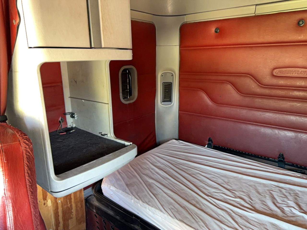 2006 FREIGHTLINER All other VIN 1FUJA6DE96LV77880 photo 6