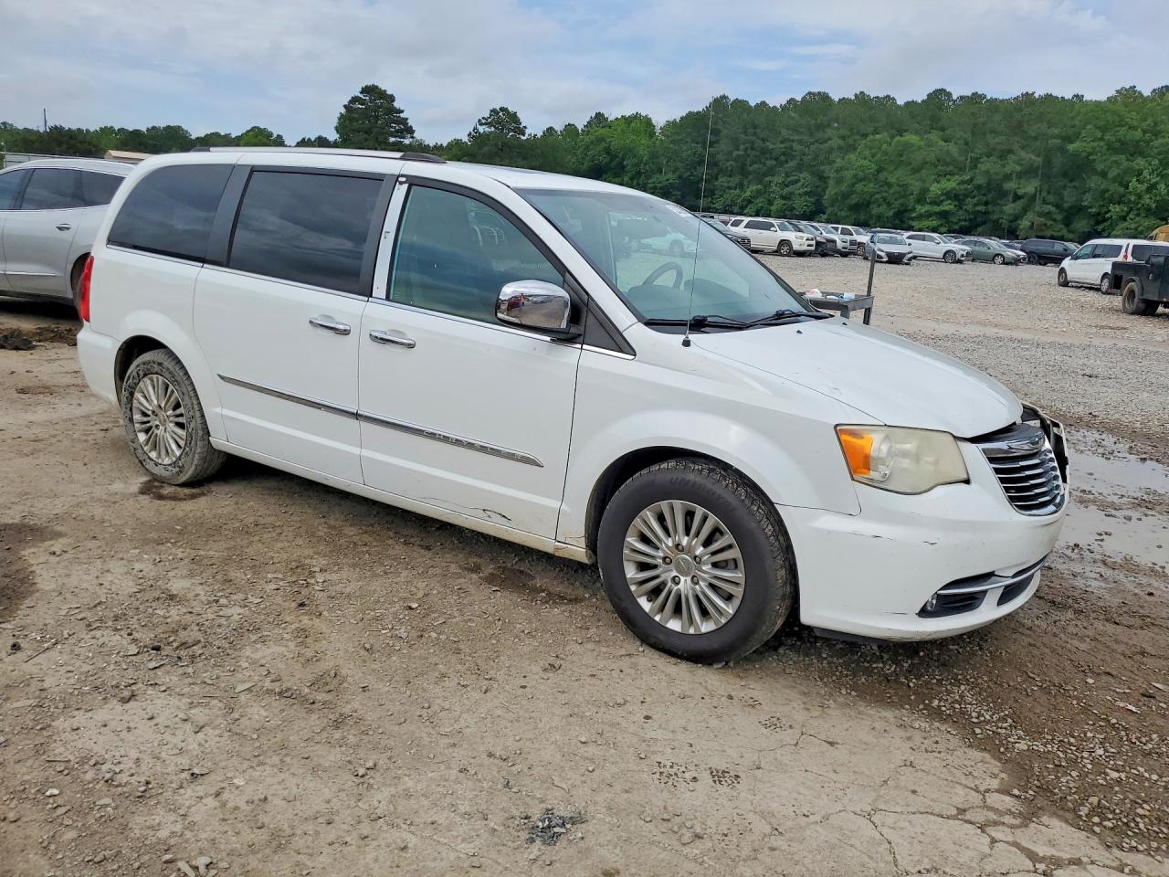 2014 Chrysler Minivan VIN 2C4RC1GG5ER298047 photo 4