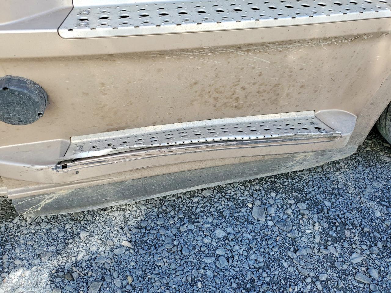 2019 FREIGLINER All other VIN 3AKJHHDR8KSGC6008 photo 9