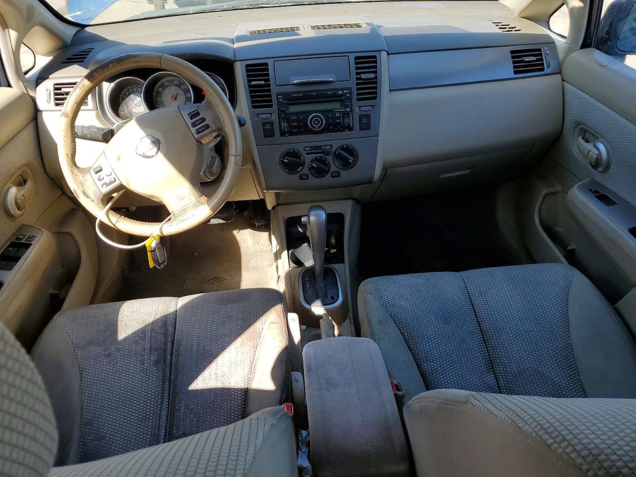 2008 Nissan Versa VIN 3N1BC13E18L388757 photo 8
