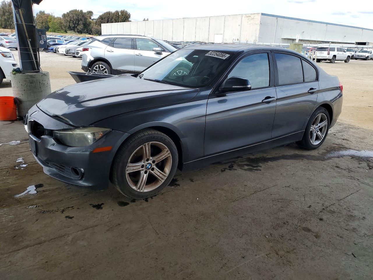 2013 BMW 3 series VIN WBA3C1C58DF439240 photo 1