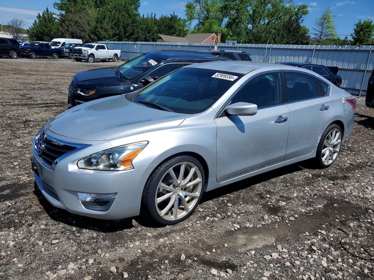 2013 Nissan Altima VIN 1N4AL3AP6DN407781 photo 1