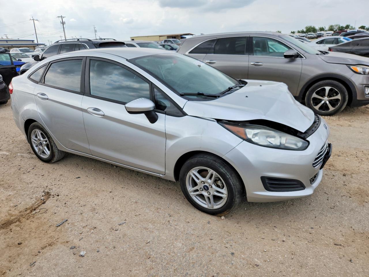 2019 Ford Fiesta VIN 3FADP4BJ8KM127675 photo 4