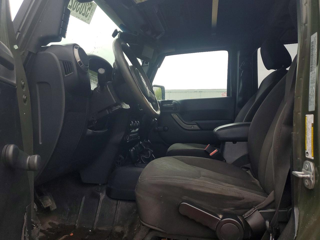 2015 Jeep Wrangler / VIN 1C4BJWDG7FL703134 photo 7