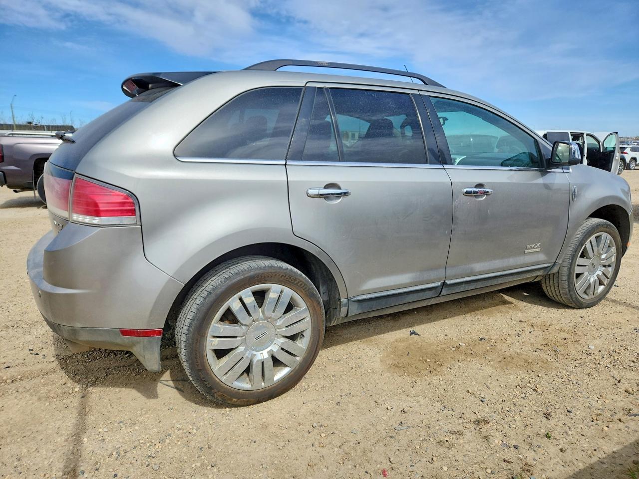 2008 LINCOLN Mkx VIN 2LMDU88C98BJ01096 photo 3
