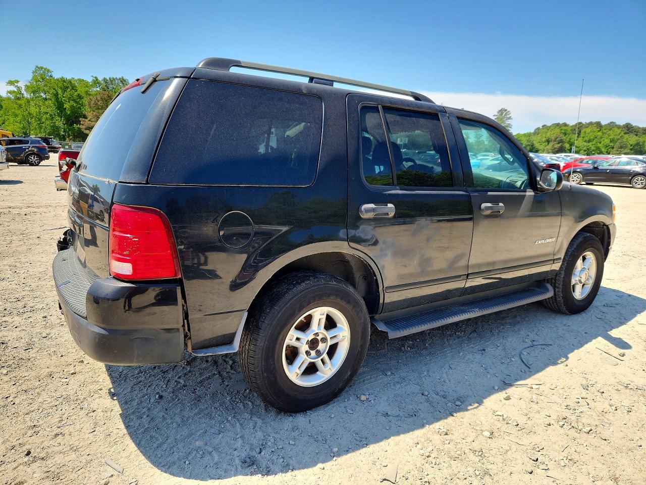 2004 Ford Explorer VIN 1FMZU63K94UB56396 photo 3