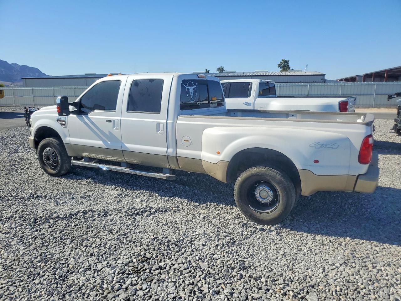 2010 Ford F350 VIN 1FTWW3DR6AEA74112 photo 2