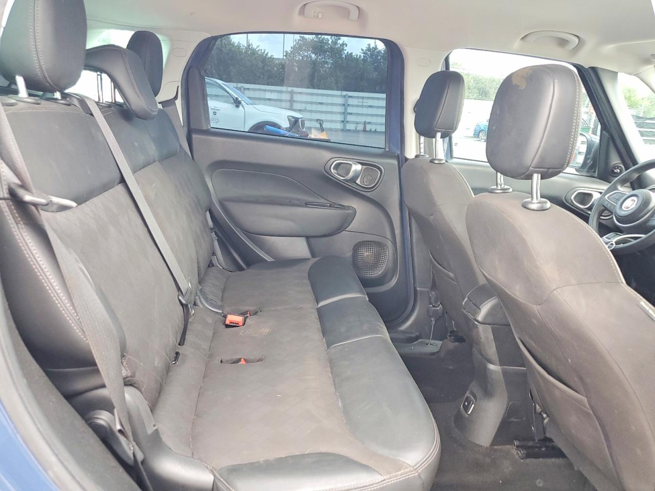 2019 FIAT 500 VIN ZFBNFAAH0KZ042409 photo 11