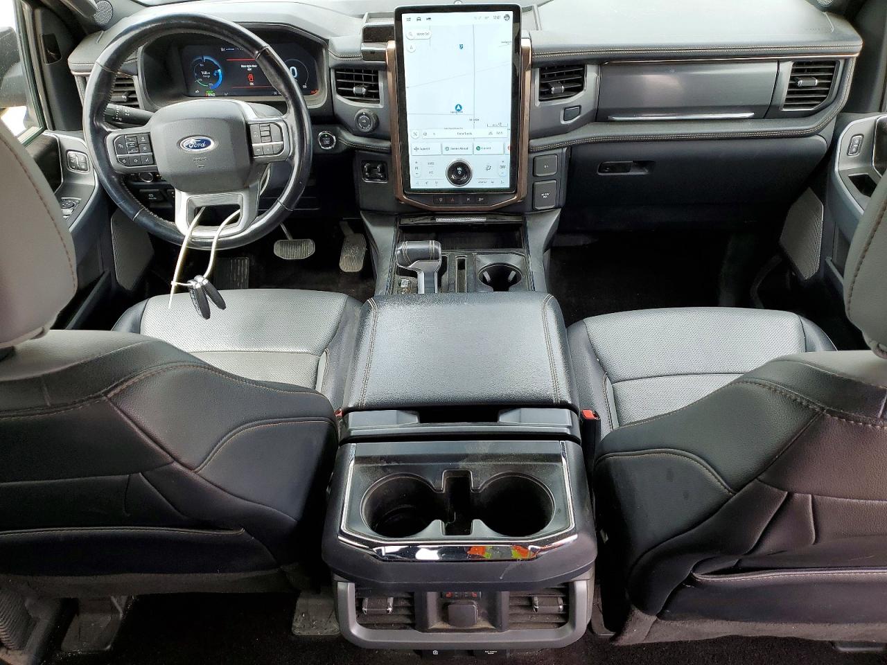 2022 Ford F150 VIN 1FT6W1EVXNWG10821 photo 8