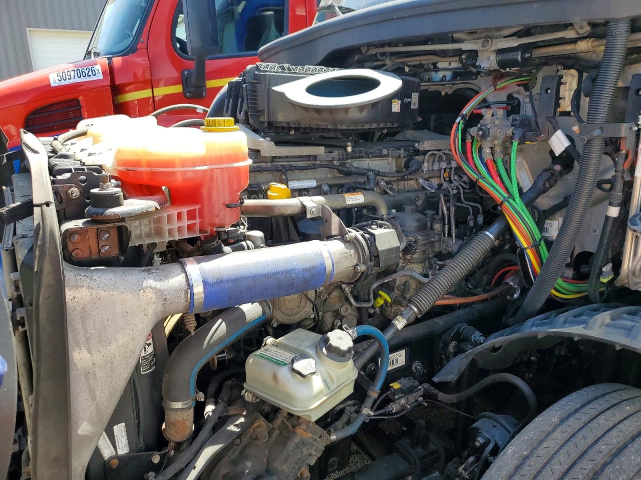 2020 FREIGHTLINER All other VIN 3AKJHHDR9LSLK0275 photo 7