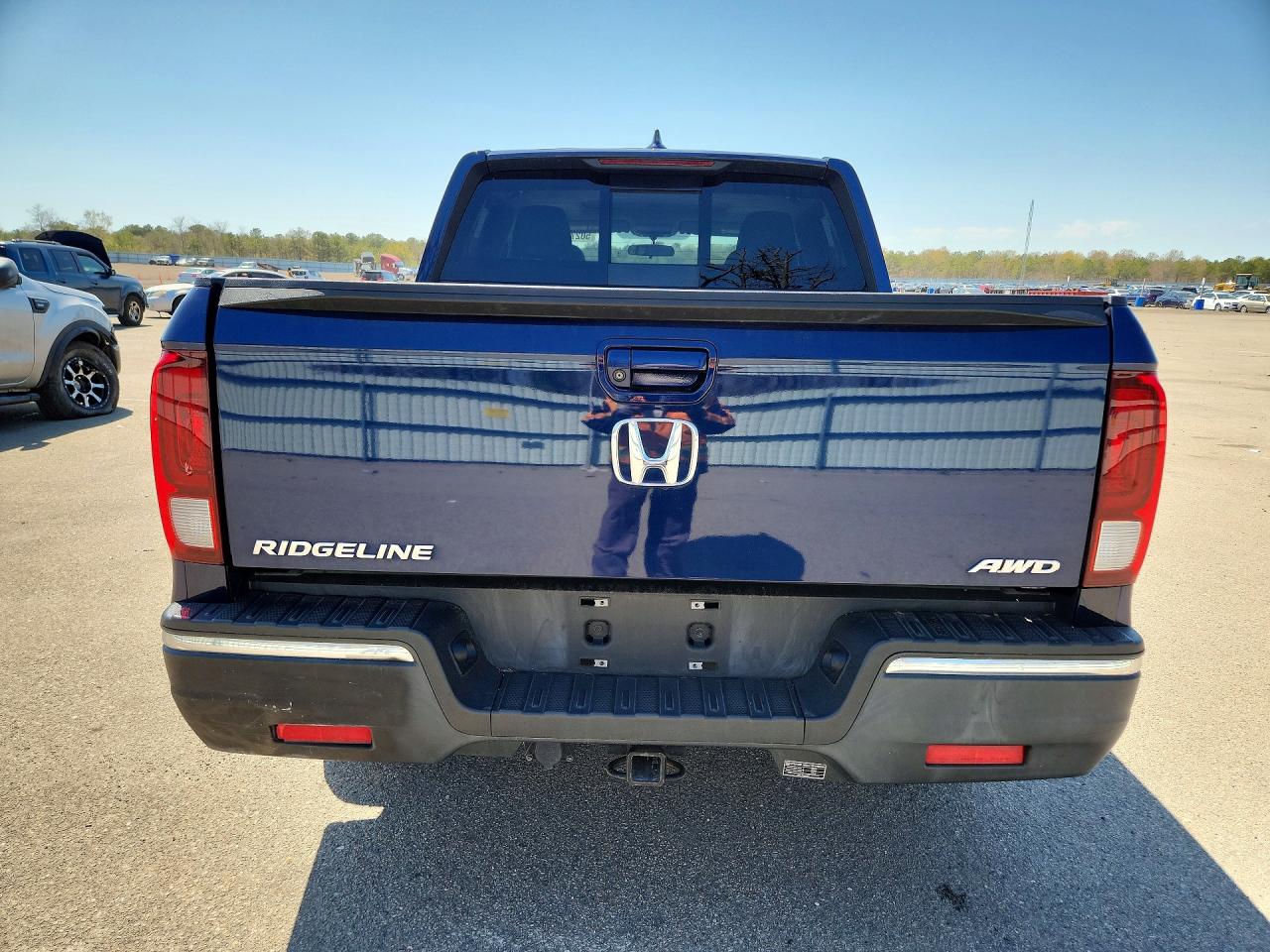 2019 Honda Ridgeline VIN 5FPYK3F57KB040122 photo 6