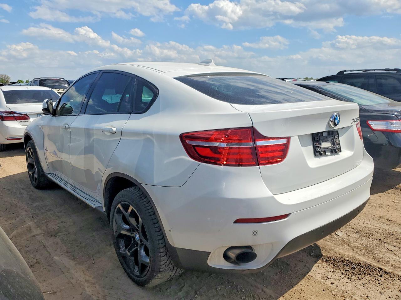 2013 BMW X6 VIN 5UXFG2C53DL786159 photo 2