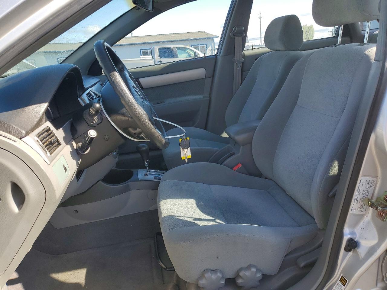 2004 Suzuki Forenza VIN KL5JD52Z84K975332 photo 7