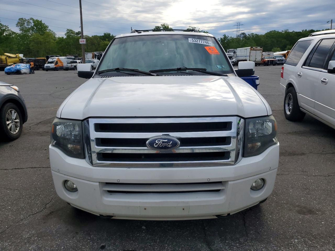 2013 Ford Expedition VIN 1FMJU2A52DEF01930 photo 5