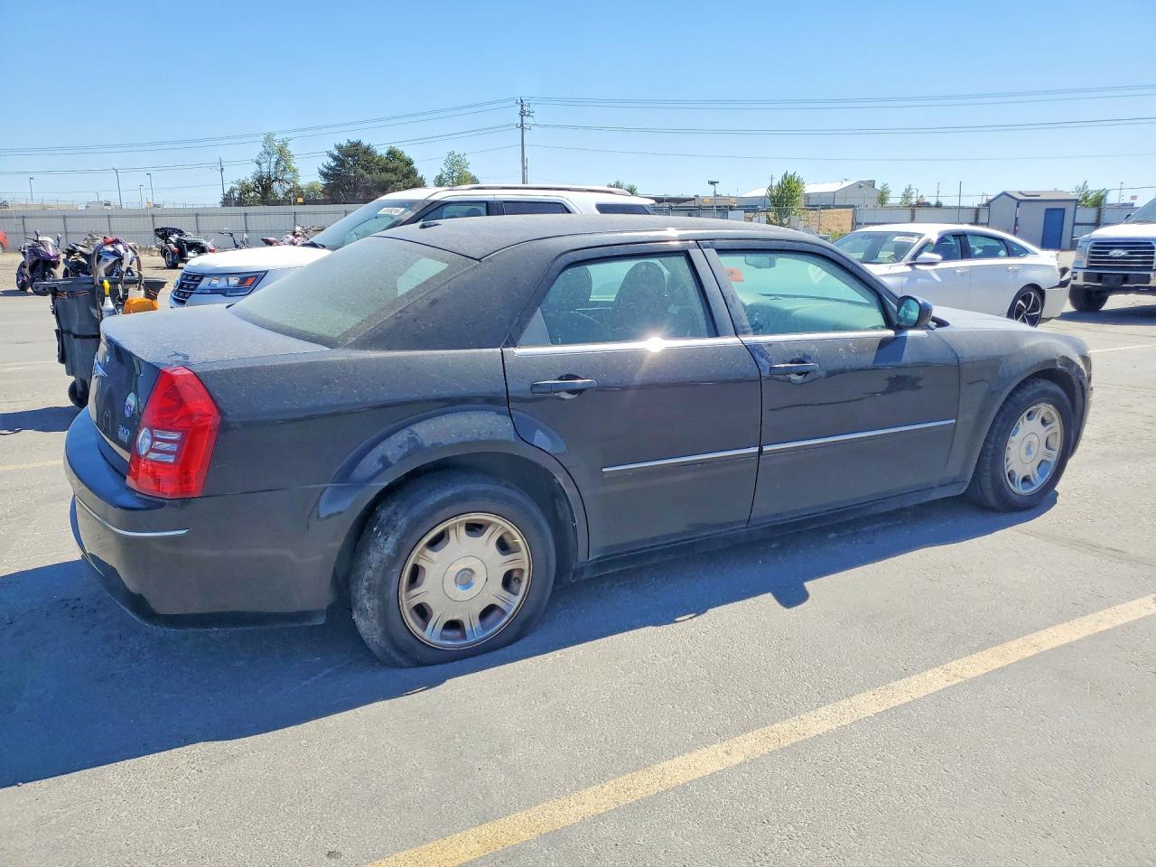 2009 Chrysler 300 VIN 2C3LA53V49H564259 photo 3