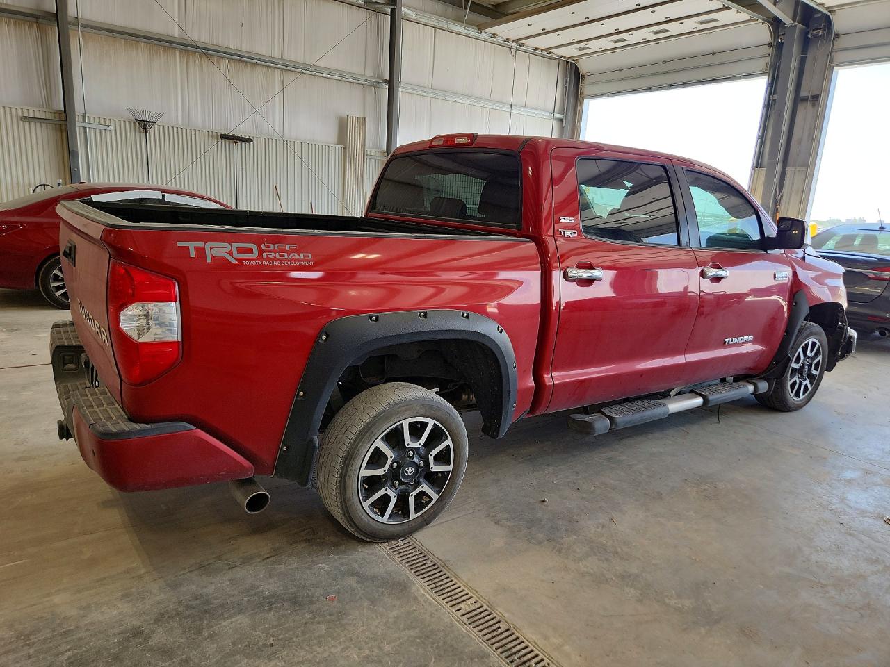 2017 Toyota Tundra VIN 5TFDY5F13HX599146 photo 3