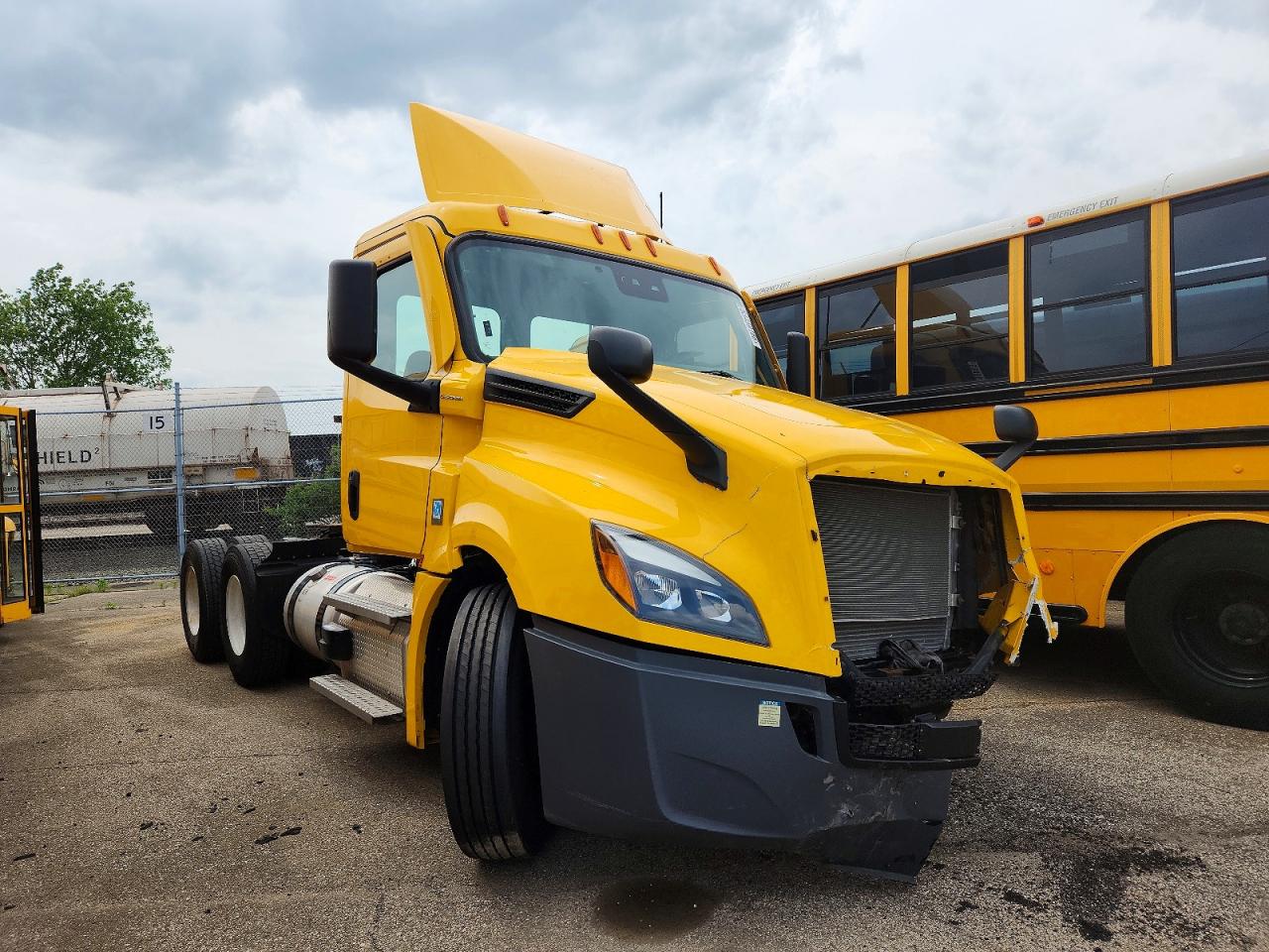 2024 FREIGHTLINER All other VIN 3AKJHLDV0RDUN2709 photo 1
