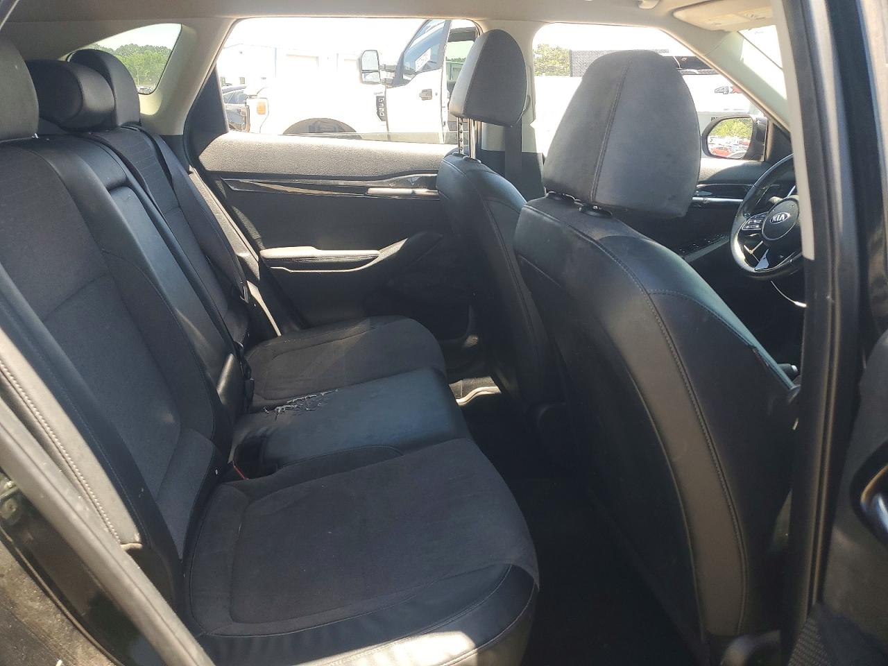 2021 Kia Seltos VIN KNDEU2AA0M7229949 photo 11