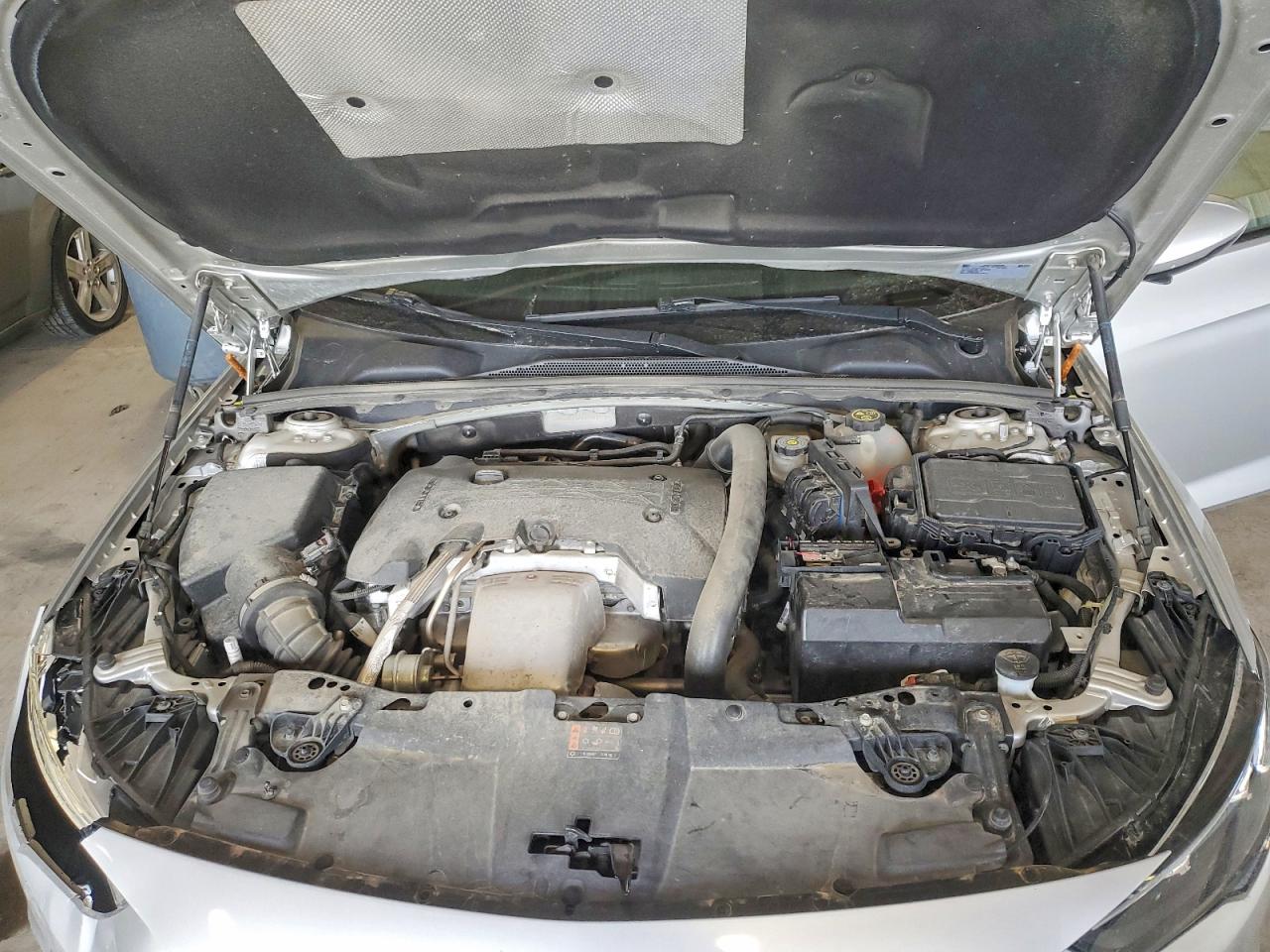 2018 Buick Regal VIN W04GL6SXXJ1155776 photo 11