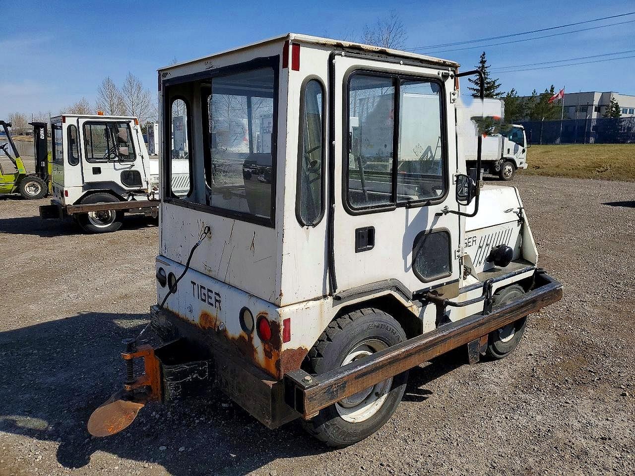 2000 Gasoline c VIN 00051943160401080 photo 4