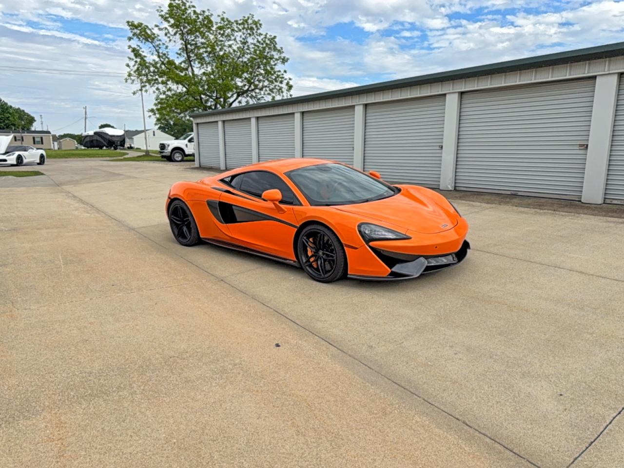 2016 Mclaren All other VIN SBM13DAA0GW000430 photo 1