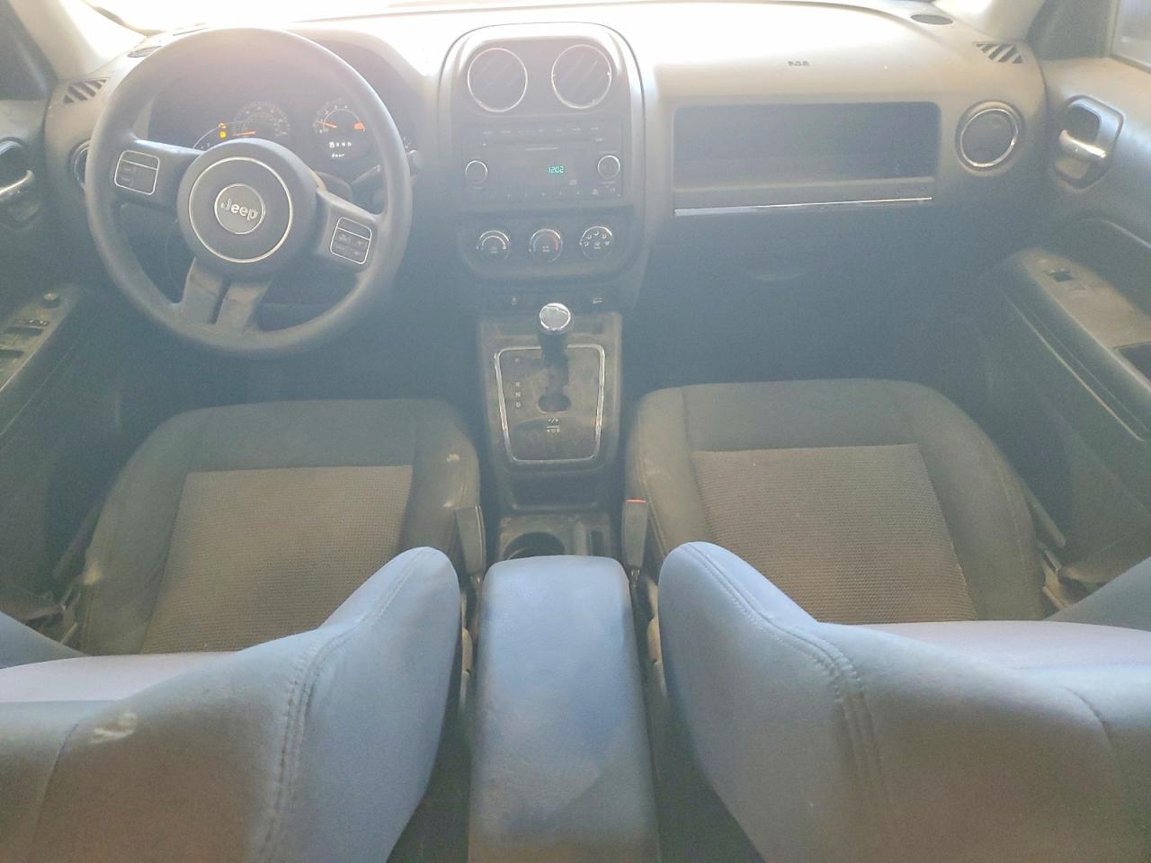 2015 Jeep Patriot VIN 1C4NJPBA0FD377317 photo 8
