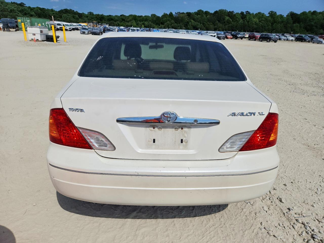 2000 Toyota Avalon VIN 4T1BF28BXYU027537 photo 6