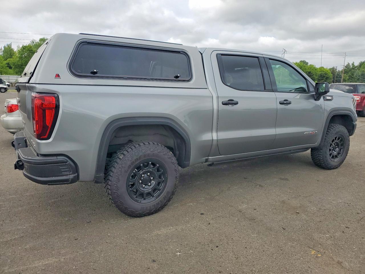 2026 GMC SIERRA VIN 3GTUUFE84TG145193 photo 3