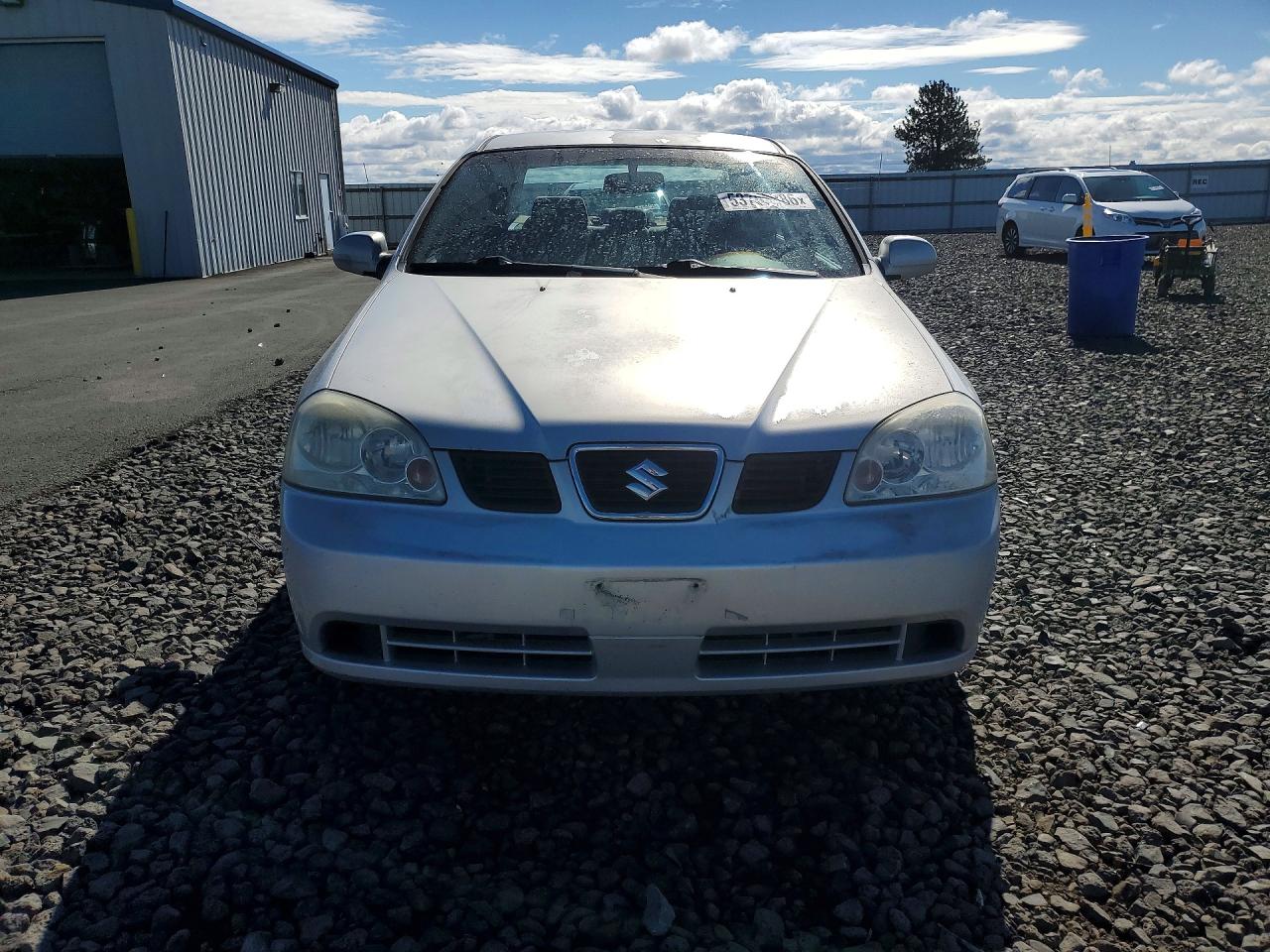 2004 Suzuki Forenza VIN KL5JD52Z84K975332 photo 5