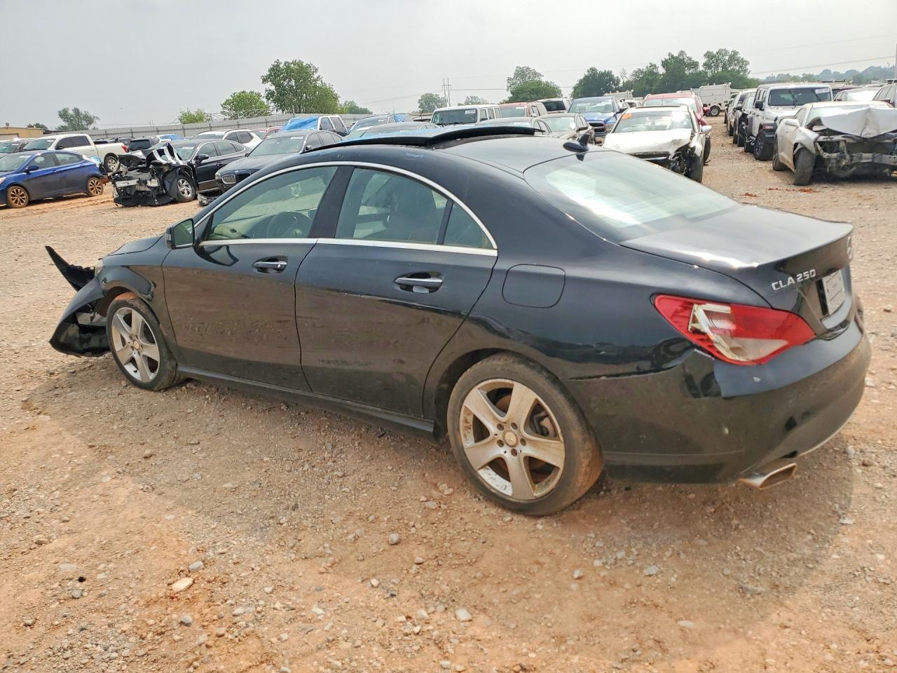 2015 Mercedes-Benz Cla-class VIN WDDSJ4EB7FN161633 photo 2