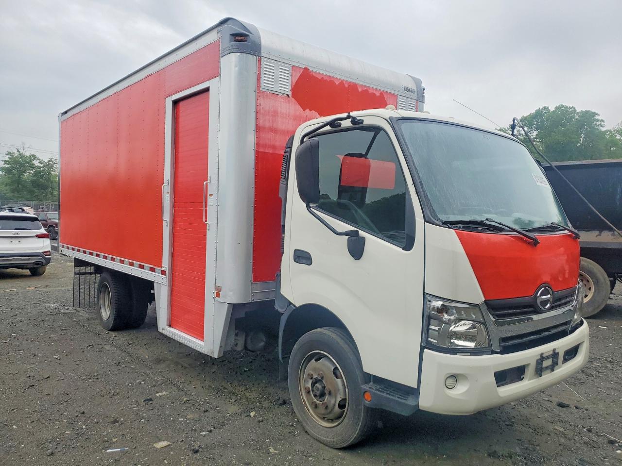 2017 HINO All other VIN JHHSDM2HXHK005758 photo 4