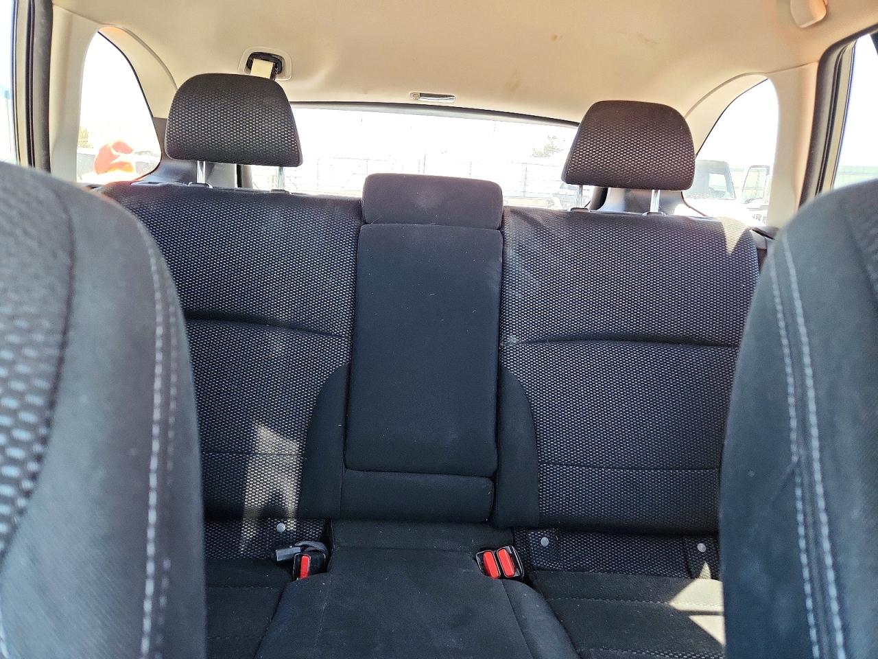 2018 Subaru Outback VIN 4S4BSACC9J3363469 photo 10