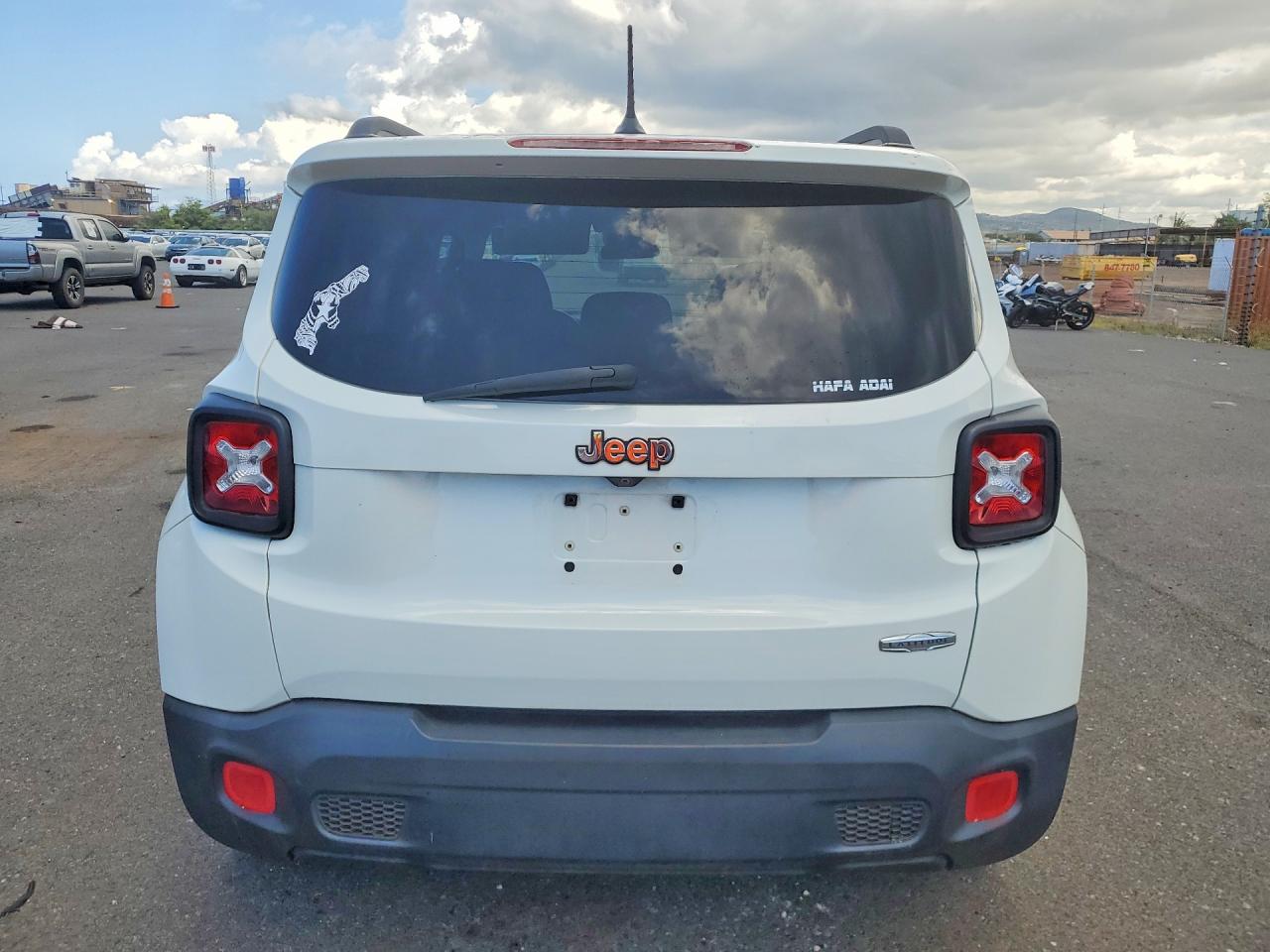 2015 Jeep Renegade VIN ZACCJABT1FPB94435 photo 6