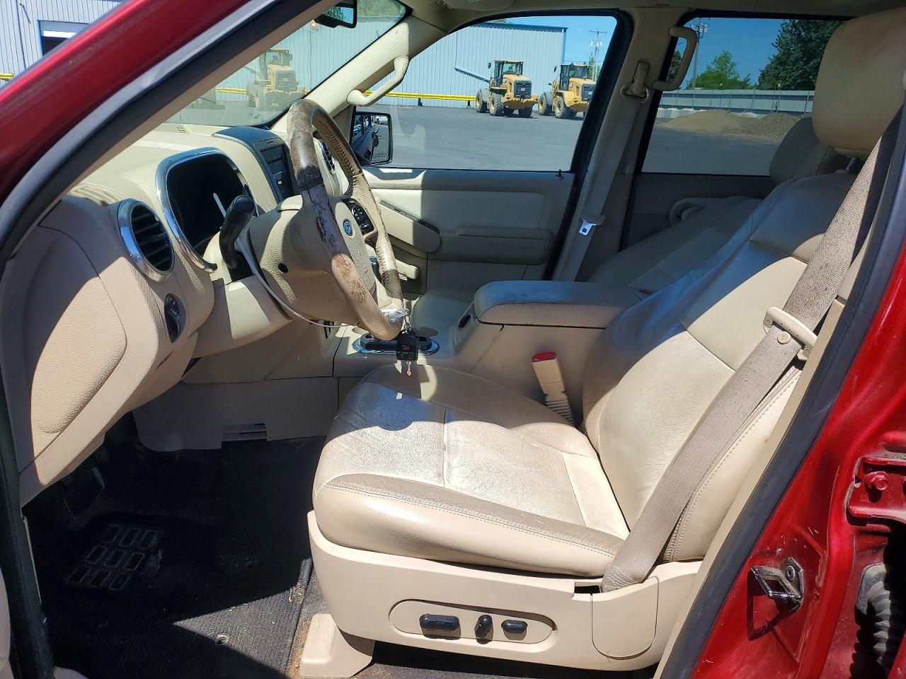 2007 Ford Explorer VIN 1FMEU53807UA11829 photo 7
