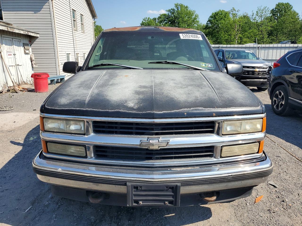 1999 Chevrolet Tahoe VIN 1GNEK13R7XJ321013 photo 5