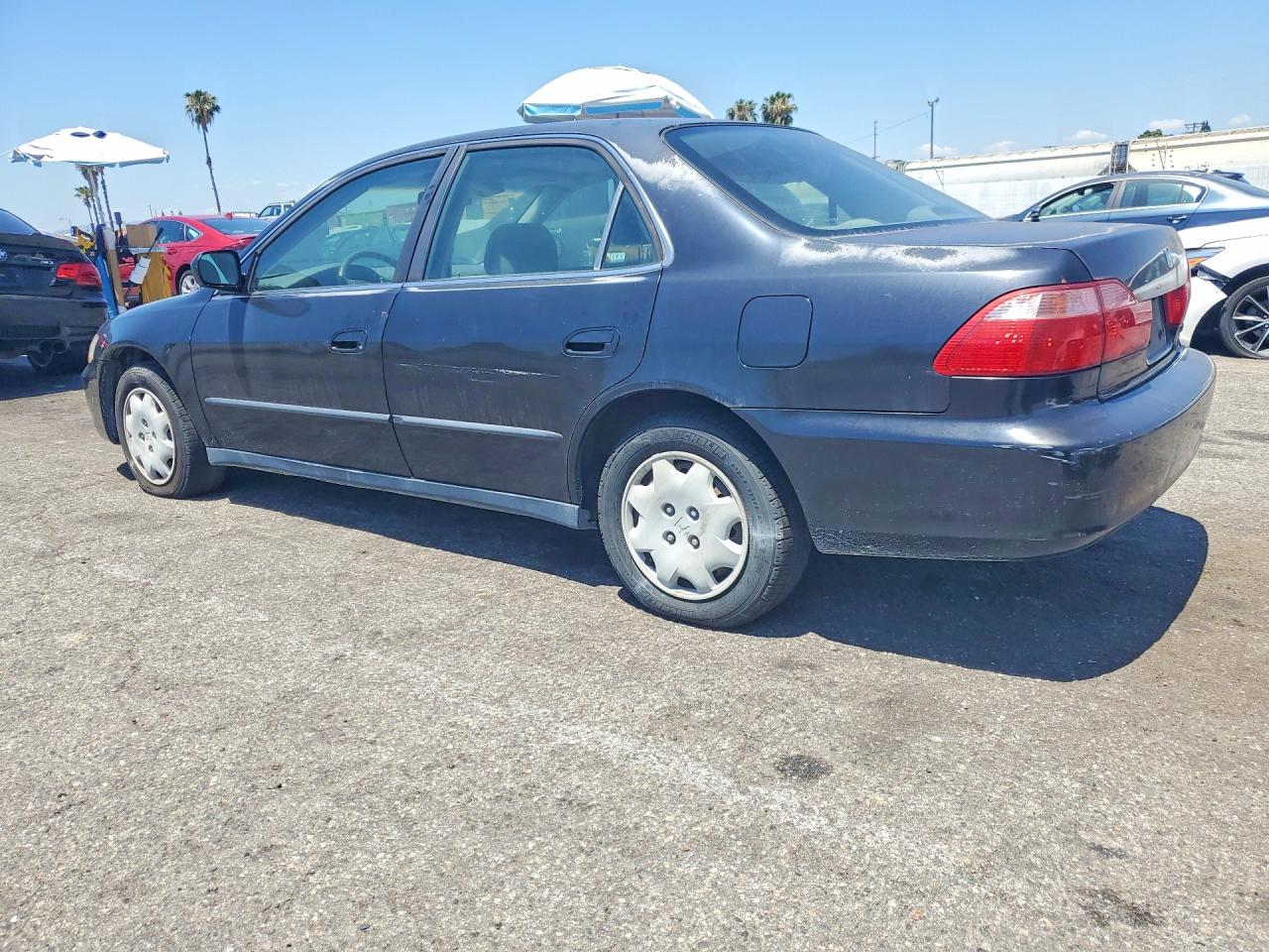 1999 Honda Accord VIN JHMCG5544XC035827 photo 2