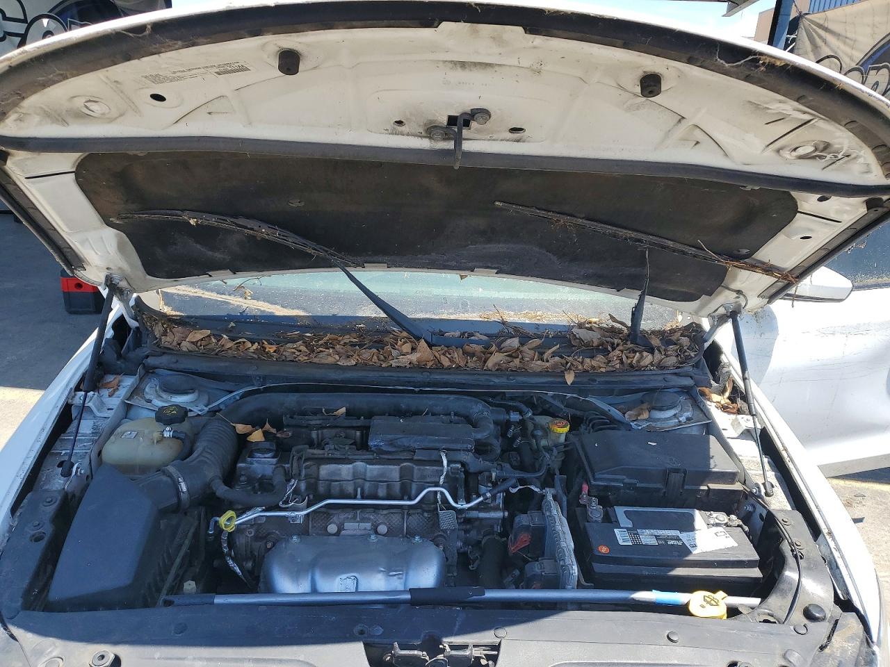2015 Chrysler 200 VIN 1C3CCCBB9FN715282 photo 11
