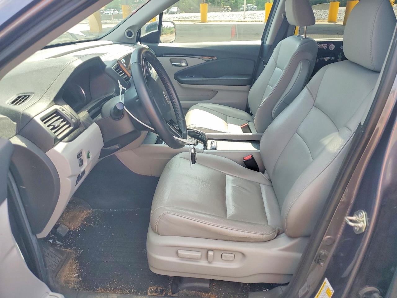2020 Honda Pilot VIN 5FNYF6H66LB023012 photo 7