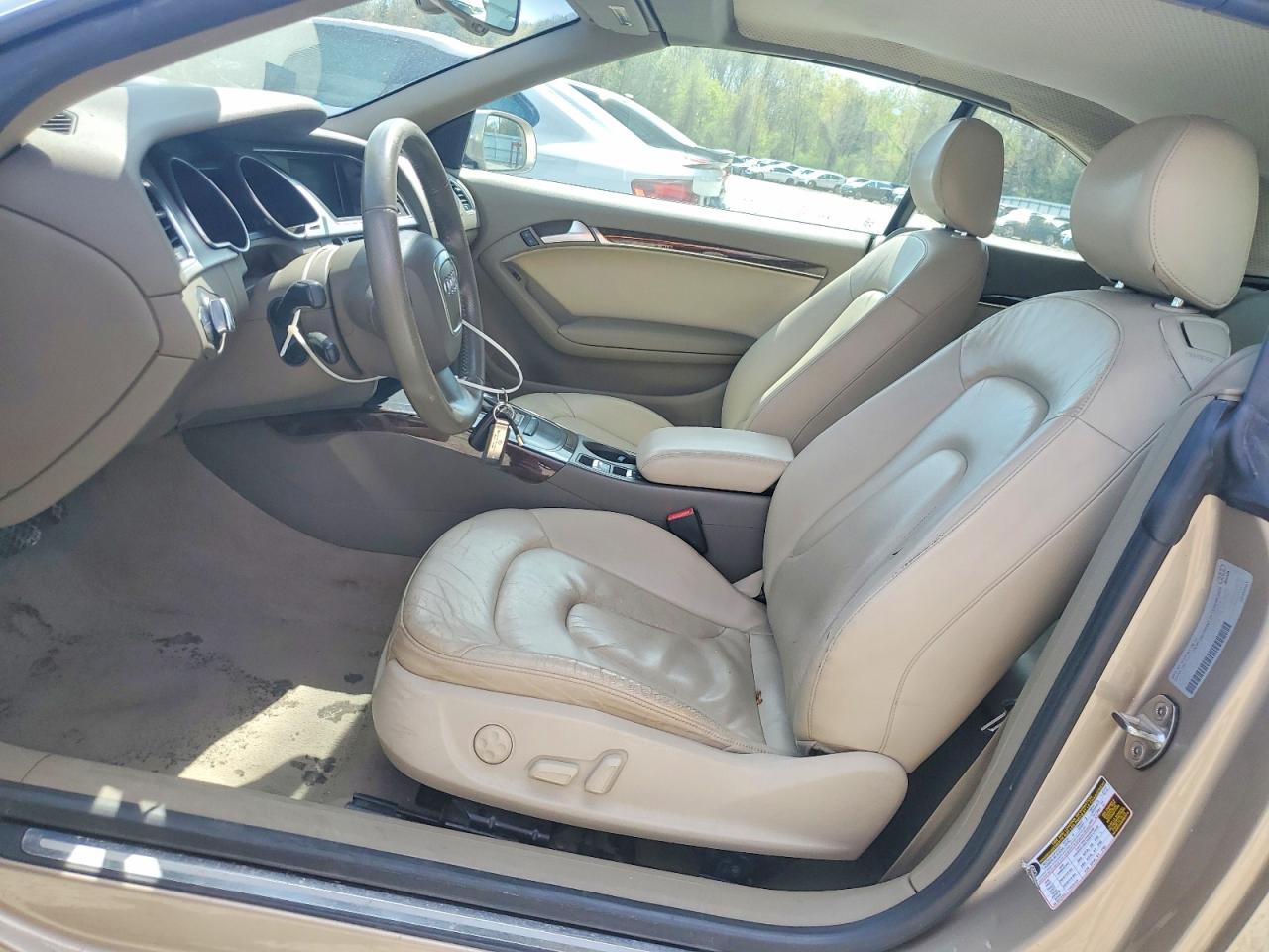 2011 Audi A5 VIN WAULFAFH3BN004464 photo 7