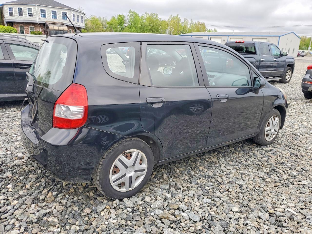 2008 Honda Fit VIN JHMGD37428S005082 photo 3