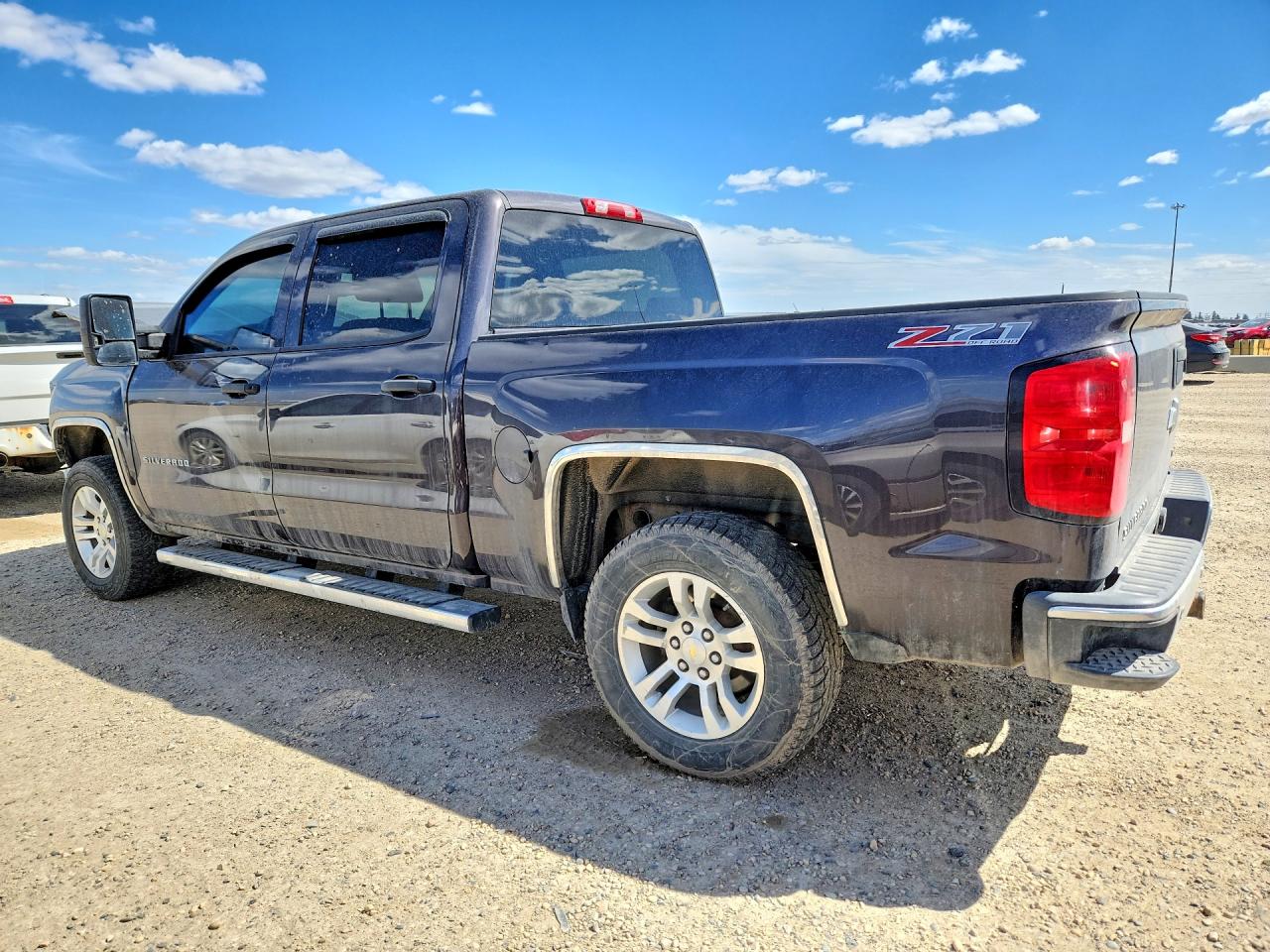 2014 CHEV Silverado VIN 3GCUKREC0EG464282 photo 2