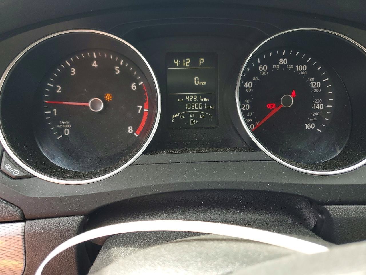 2018 Volkswagen Jetta VIN 3VW2B7AJ7JM252097 photo 9