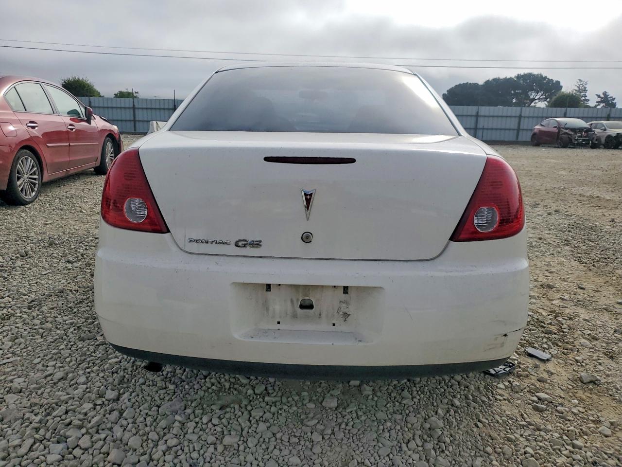 2006 Pontiac G6 VIN 1G2ZF55BX64188108 photo 6