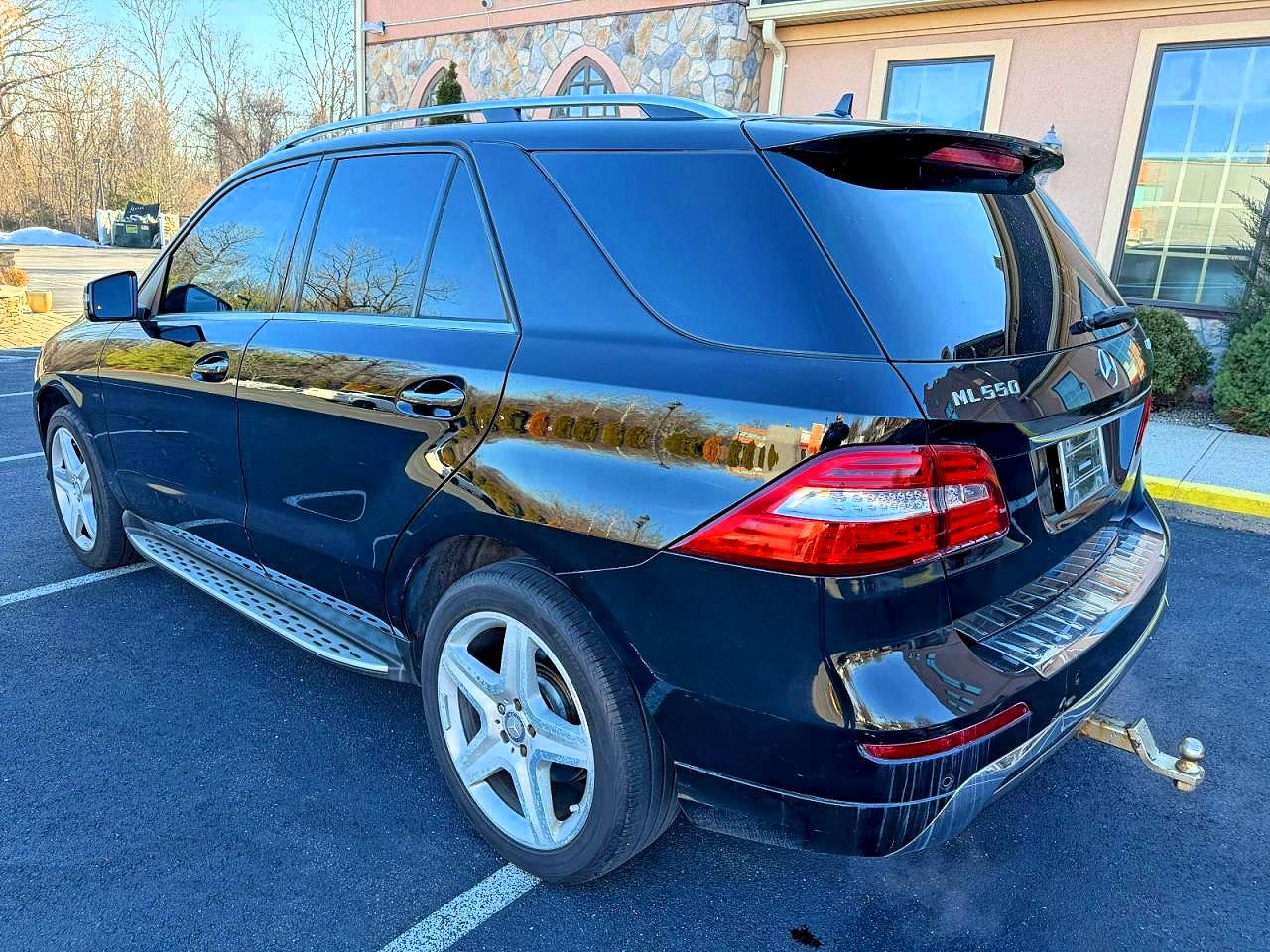 2014 Mercedes-Benz M-class VIN 4JGDA7DB5EA341748 photo 2